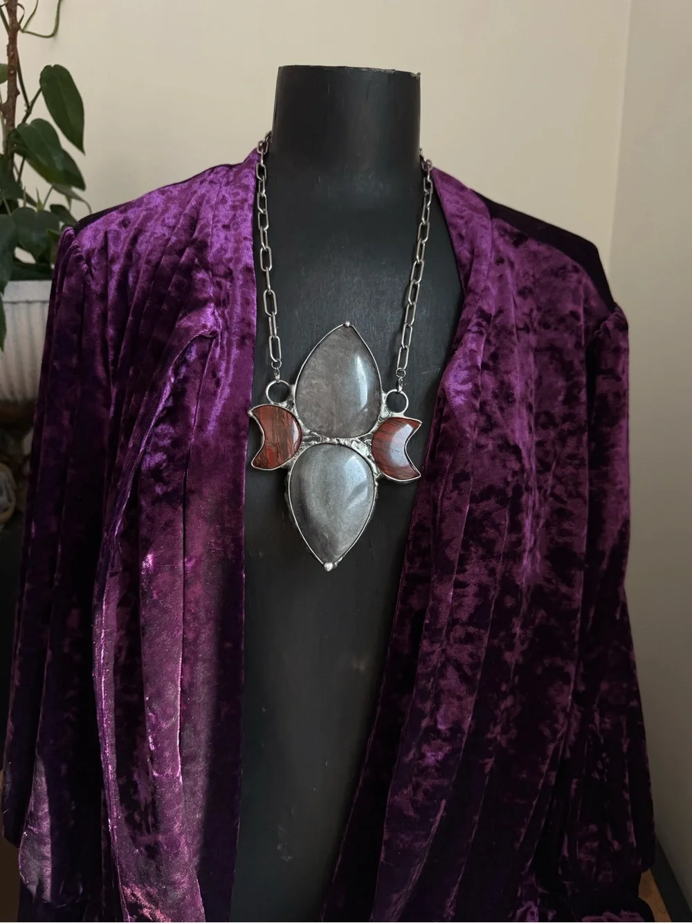 Statement obsidian red Jasper crystal Pendant Necklace chunky jewelry gothic